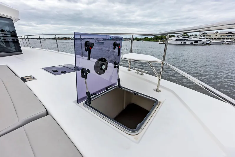 53 Powercat Yacht Photos Pics 