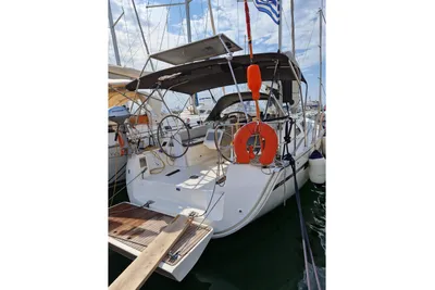 2013 Bavaria Cruiser 37