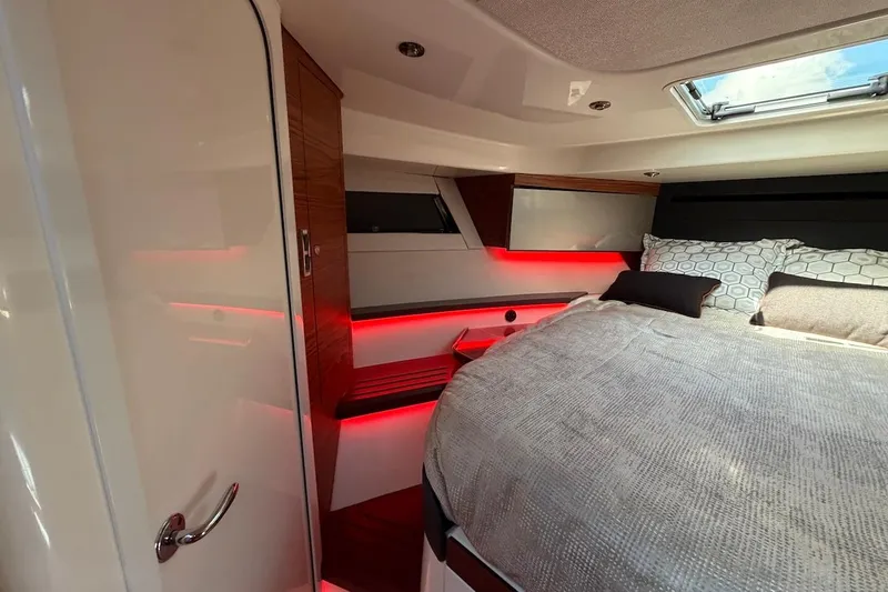 La Grisselle Yacht Photos Pics 