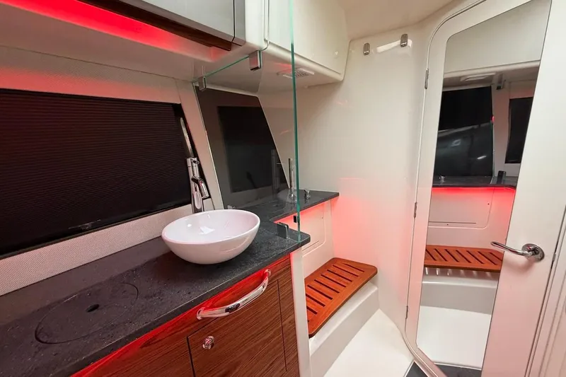 La Grisselle Yacht Photos Pics 