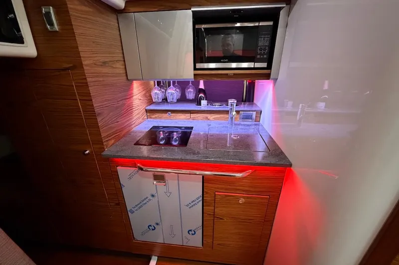 La Grisselle Yacht Photos Pics 