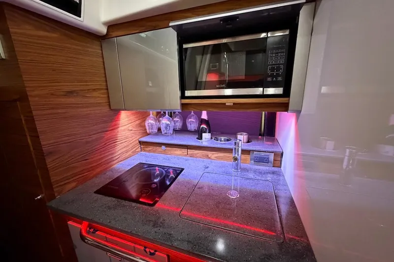 La Grisselle Yacht Photos Pics 