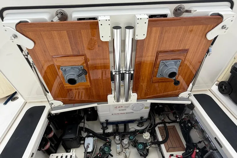 La Grisselle Yacht Photos Pics 