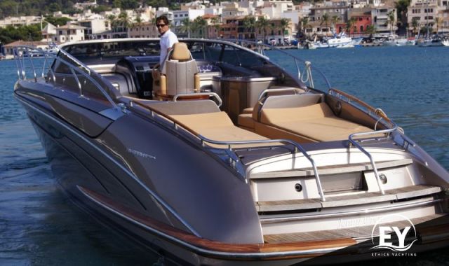 2014 Riva Rivarama 44 Super Cruiser for sale - YachtWorld