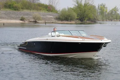 Chris-Craft Corsair 34