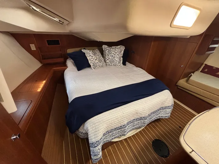 Encore Yacht Photos Pics 