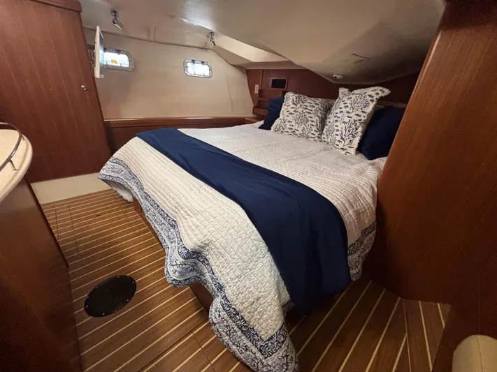 Encore Yacht Photos Pics 