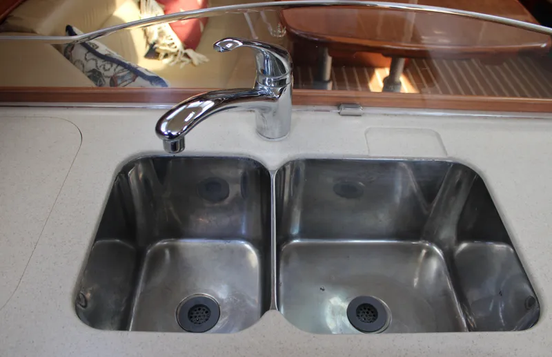 Encore Yacht Photos Pics 