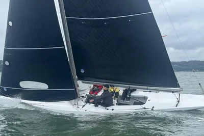 Sailboat 6 M Internacional