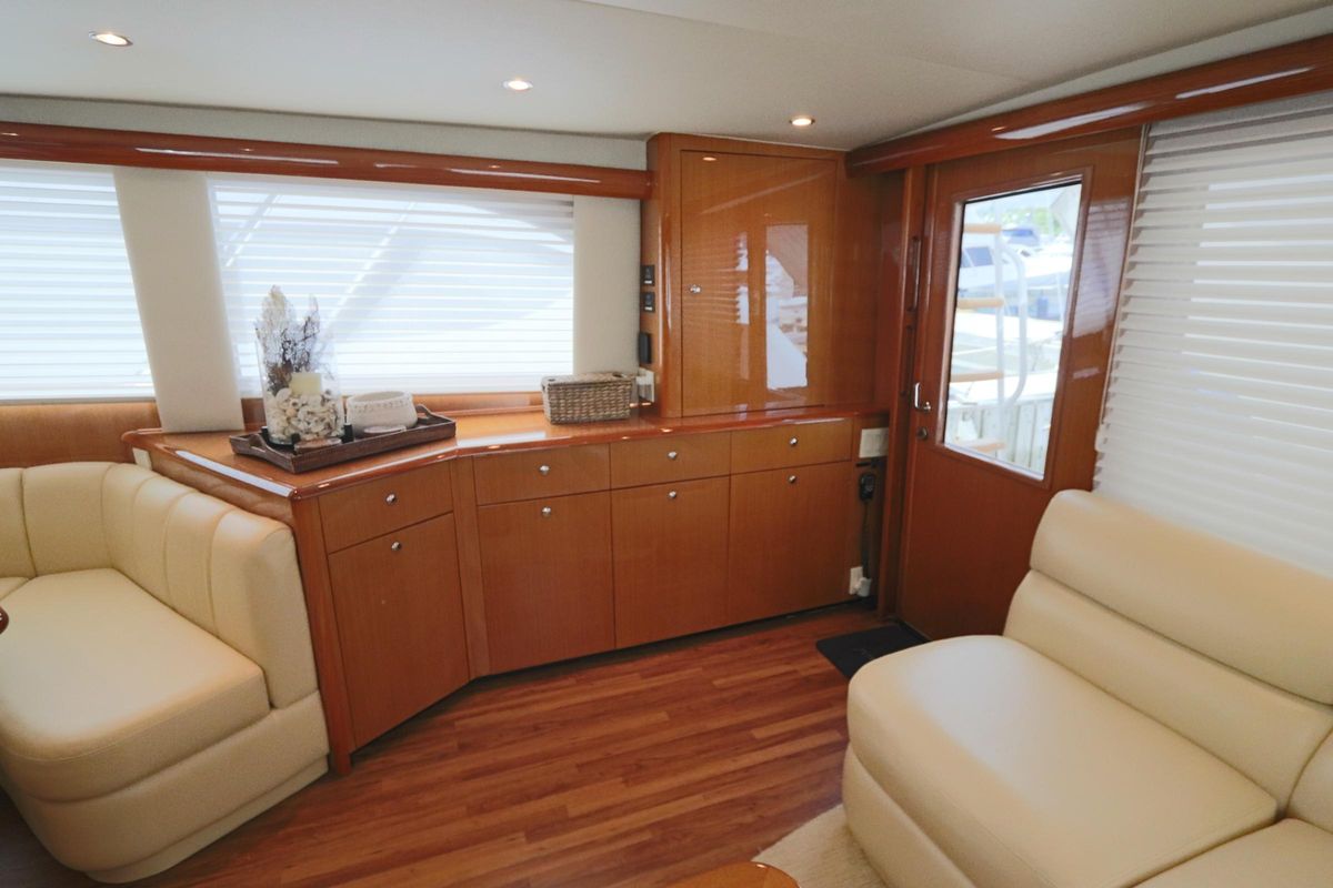 2004 Viking 56 