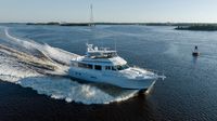 1998 Hatteras 74 Sport Deck Motor Yacht