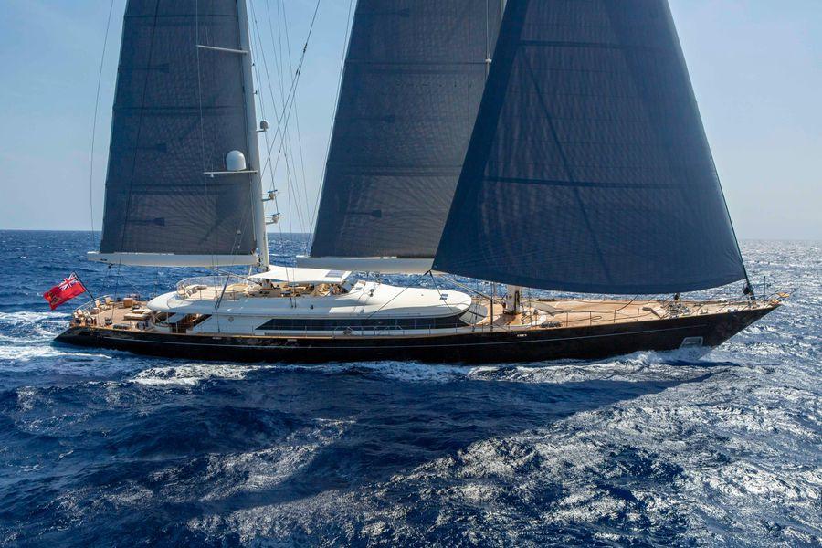 2015 Perini Navi 56