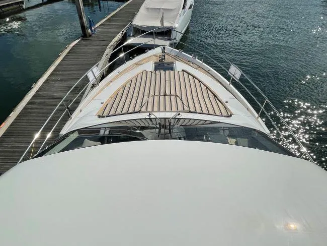 Yacht Photos Pics Fairline Squadron 58 - Fore deck