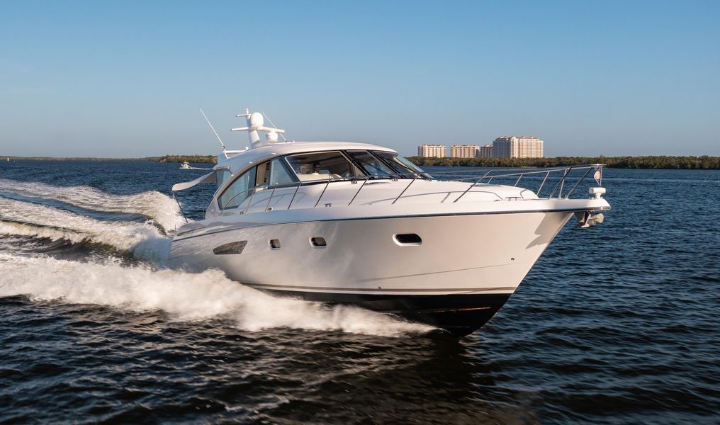 2009 Tiara Yachts 5800 Sovran