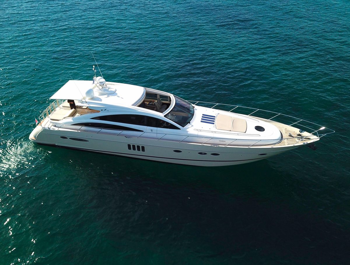 2006 Princess 71 