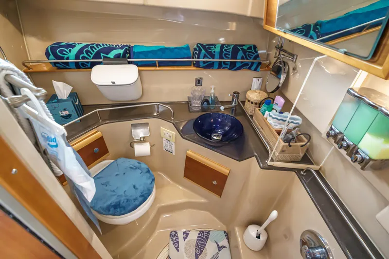 C-worthy III Yacht Photos Pics 