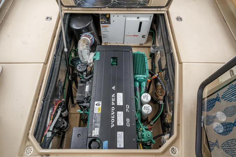 C-worthy III Yacht Photos Pics 