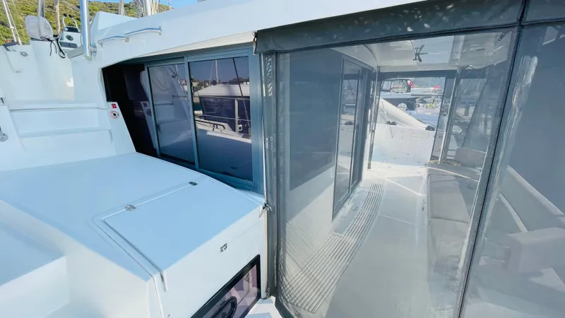  Yacht Photos Pics Bali 4.4 yacht interior view, showcasing modern design and spacious layout, 2022 model.