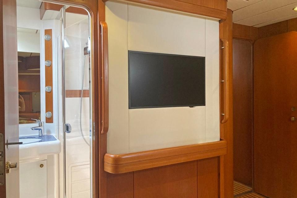 2002 Nautor Swan 81 