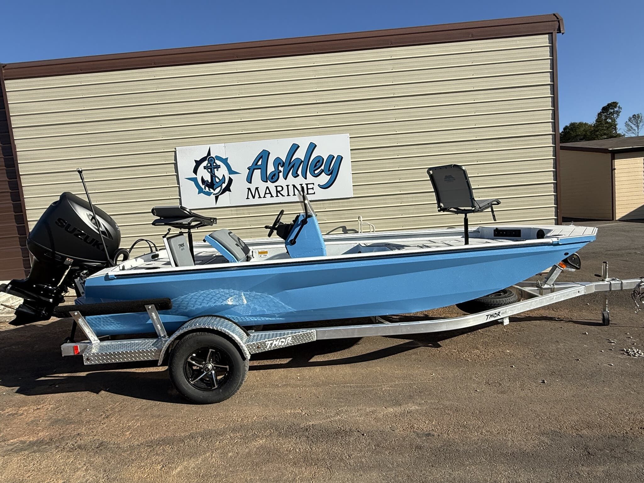 Thor LAKE HAMMER 1900 CC