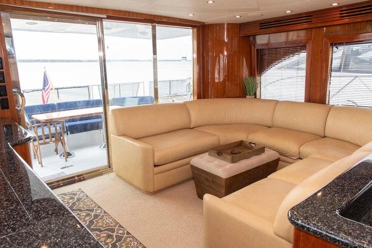 2002-63-hatteras-63-raised-pilothouse-motor-yacht