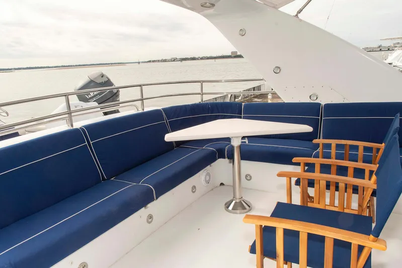 Due South Yacht Photos Pics 