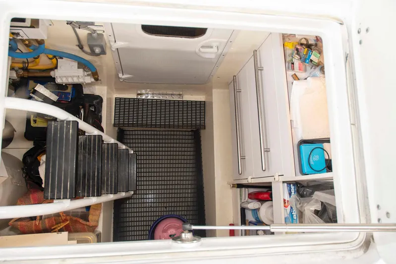 Due South Yacht Photos Pics 