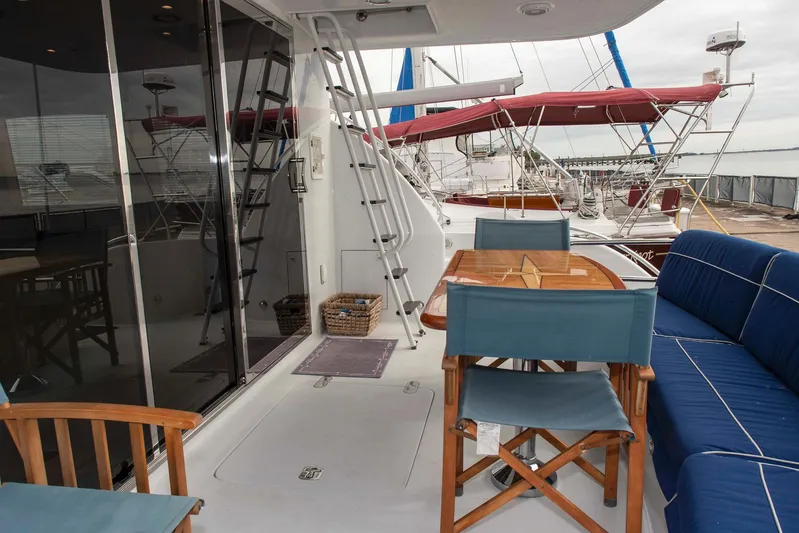 Due South Yacht Photos Pics 