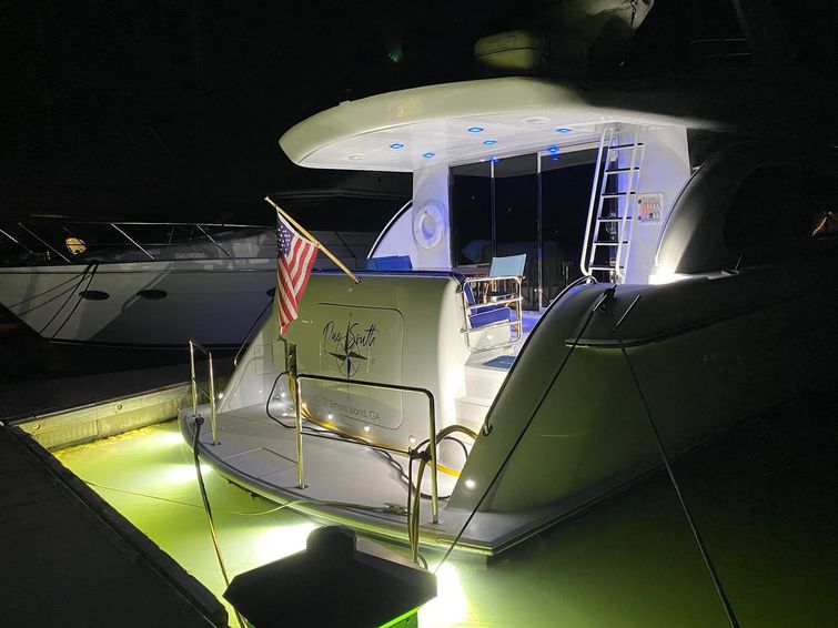 2002-63-hatteras-63-raised-pilothouse-motor-yacht