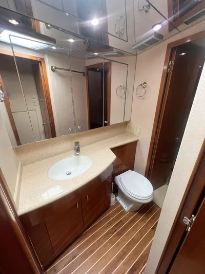 Fresh Air Yacht Photos Pics 