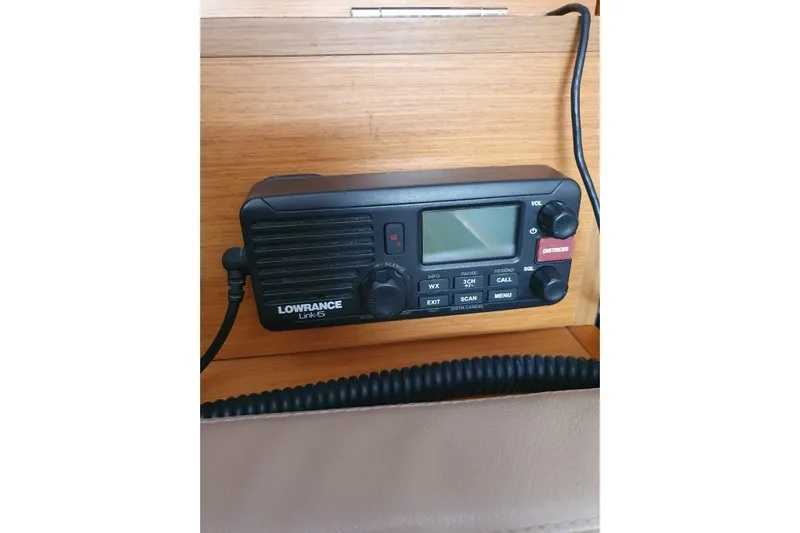  Yacht Photos Pics Lowrance Link-5 radio on 2013 Jeanneau Sun Odyssey 409 yacht interior.