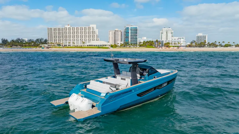 Strade Blu Yacht Photos Pics 