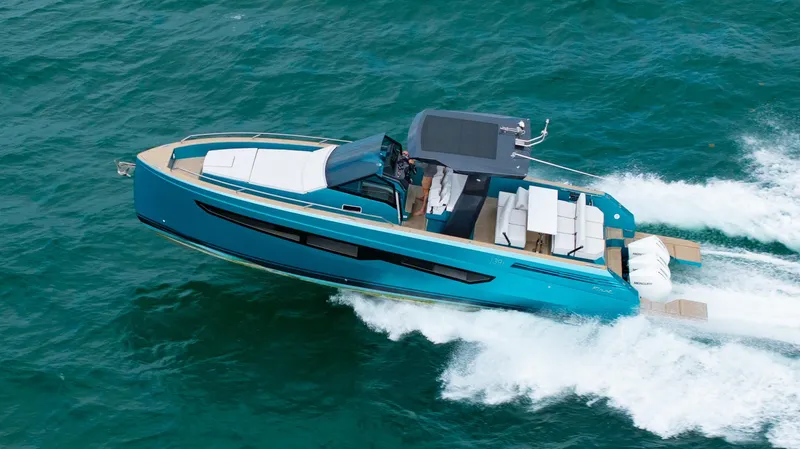 Strade Blu Yacht Photos Pics 2024 Fiart 39 Seawalker cruising on open water, showcasing sleek design and modern features.