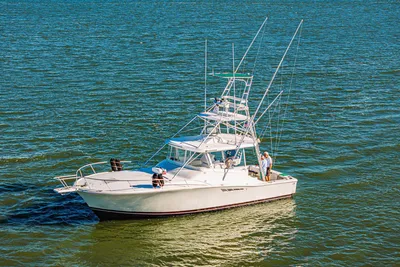 Luhrs 40 Open