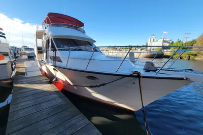 Angel Sundeck Aft Cabin Motor Yacht