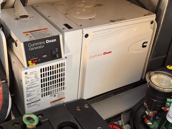  Yacht Photos Pics 2016 BENETEAU MONTE CARLO 5 - Image 46