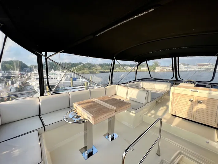  Yacht Photos Pics 2016 BENETEAU MONTE CARLO 5 - Image 35