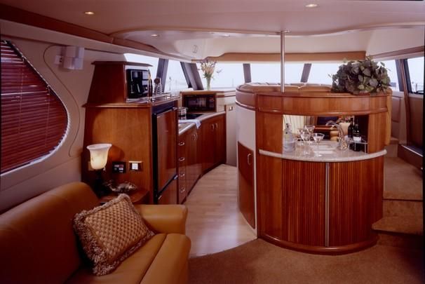 2000 Carver 45 Voyager