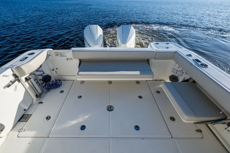 Yacht Photos Pics 2023 BOSTON WHALER 325 CONQUEST - Image 19
