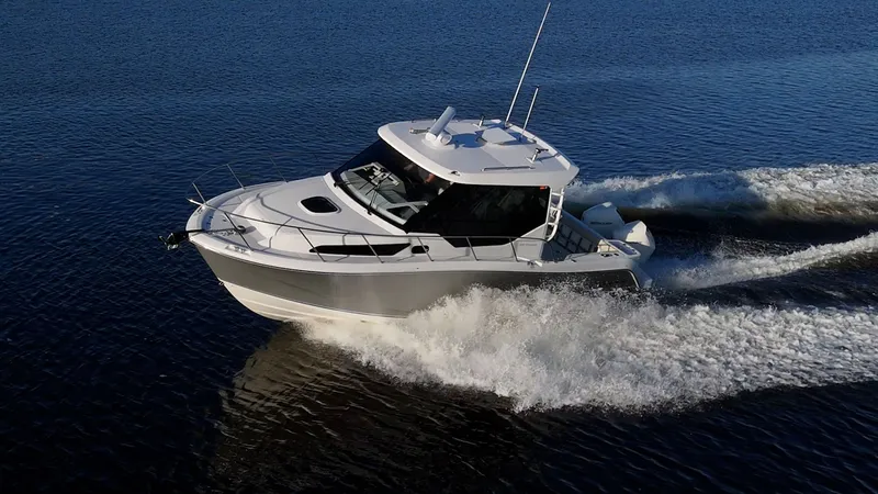  Yacht Photos Pics 2023 BOSTON WHALER 325 CONQUEST - Image 7