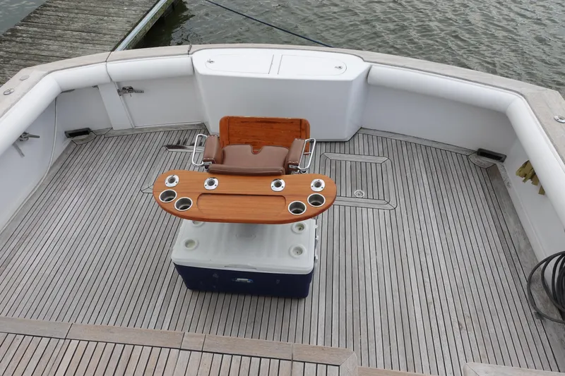  Yacht Photos Pics 1988 Donzi Z-65 Tournament Fisherman boat deck with fishing chair and rod holders.