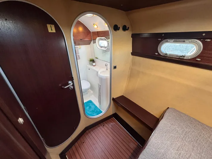 Savannah Yacht Photos Pics 