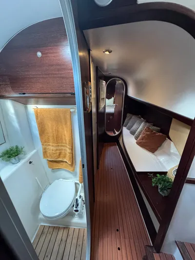 Savannah Yacht Photos Pics 