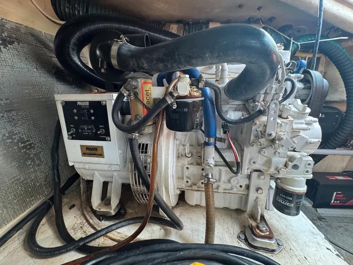 Savannah Yacht Photos Pics 