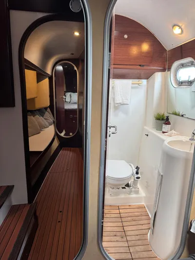 Savannah Yacht Photos Pics 