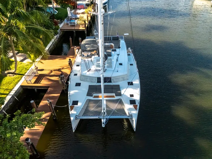 Temenos Yacht Photos Pics 