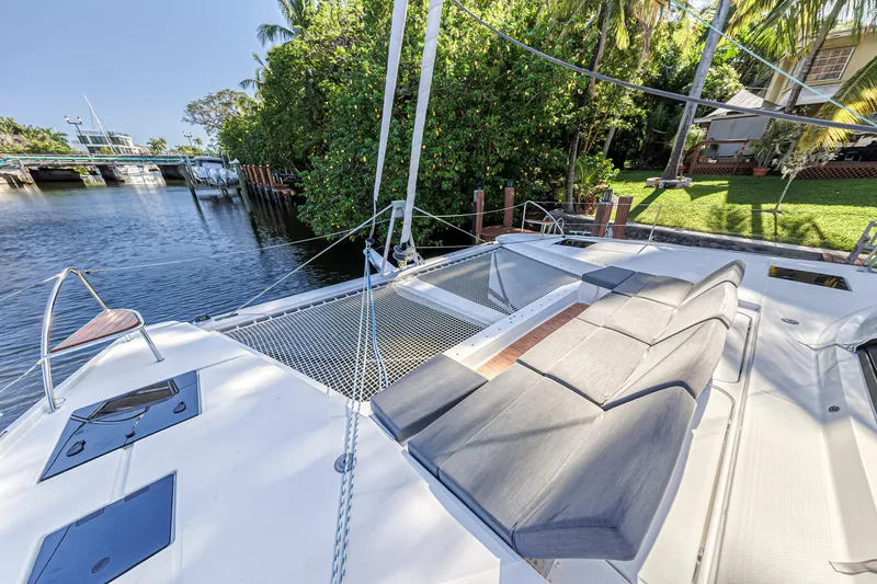 Temenos Yacht Photos Pics 