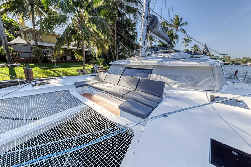 Temenos Yacht Photos Pics 