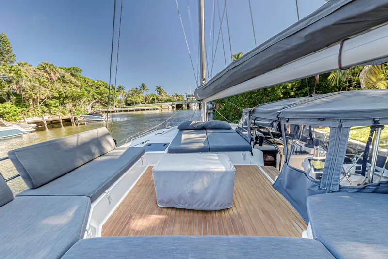 Temenos Yacht Photos Pics 