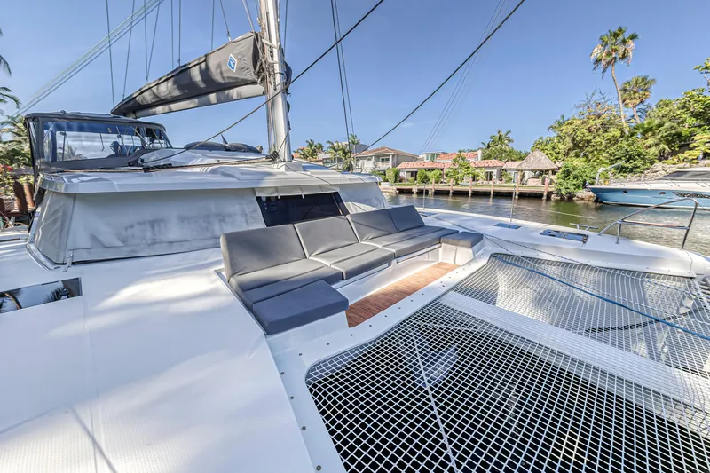 Temenos Yacht Photos Pics 